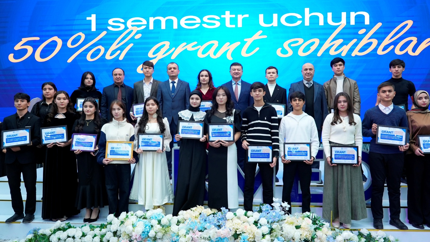 50% grant recipients for 1 semester group photo